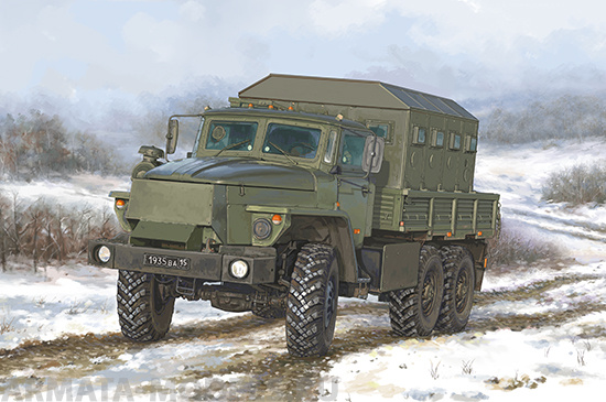 01071P Russian Ural-4320 CHz Trumpeter