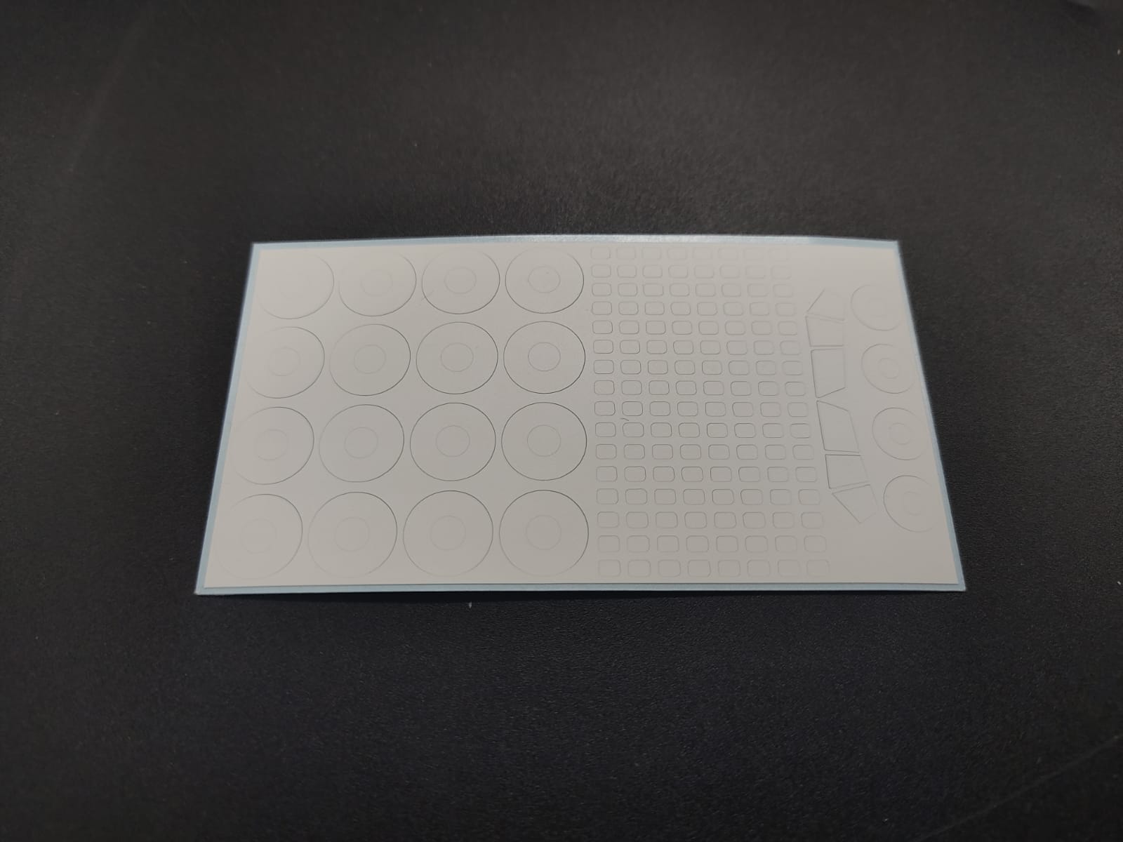 AM144152 Маска окрасочная на  Боинг 757-200 от Звезды