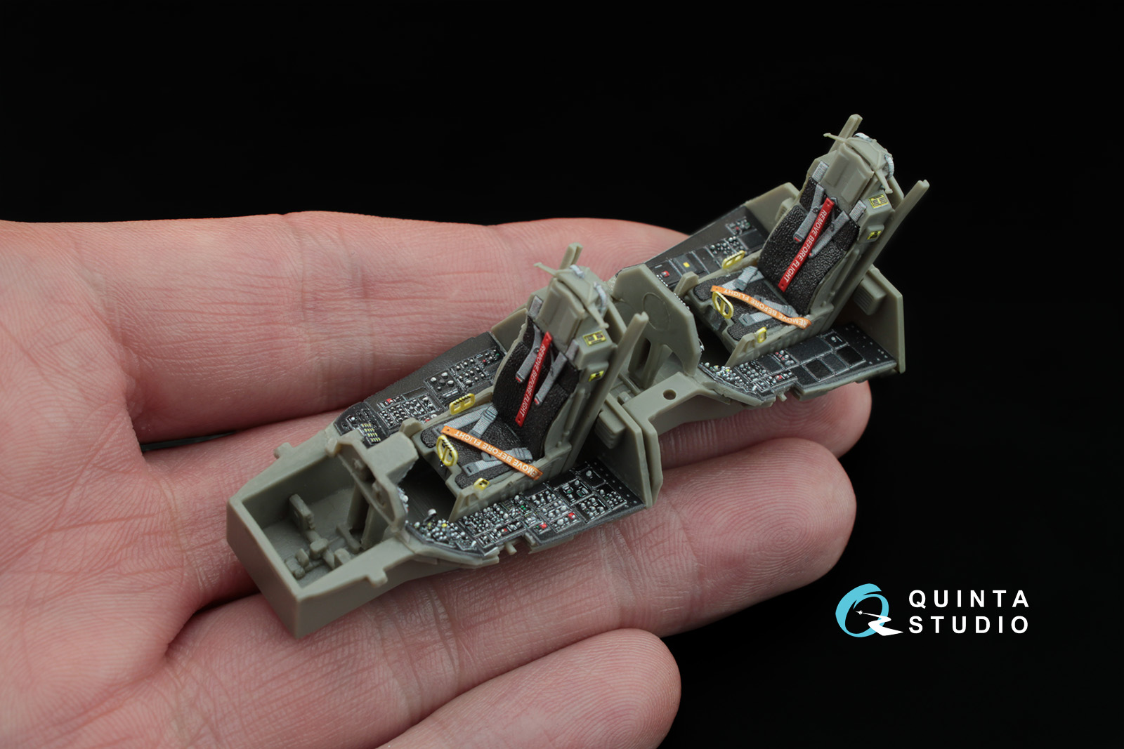 QD48033 1: 48 3D Декаль интерьера  кабины F-16I (для модели Kinetic)