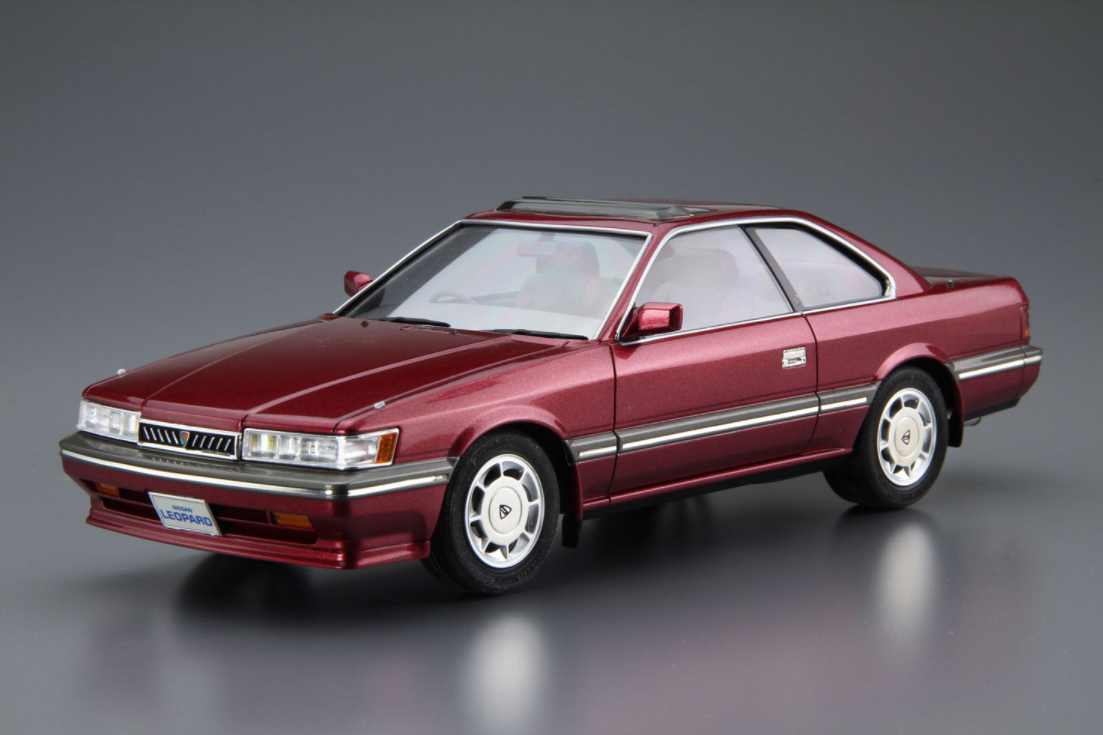 06109 Nissan UF31 Leopard 3.0 Ultima 86 Aoshima