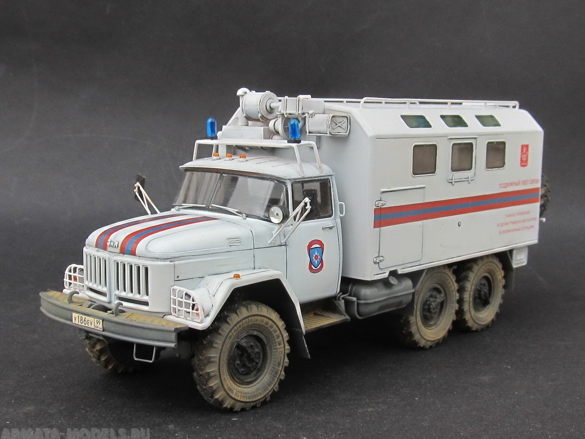ЗиЛ-131 командно штабная машина МЧС, ICM