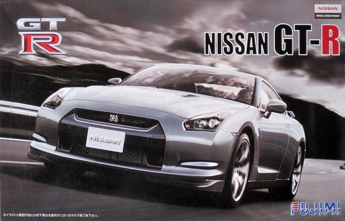 FU04749 Nissan GT-R (R35) Fujimi