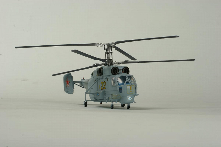 7214 Российский противолодочный вертолёт Морской охотник Звезда