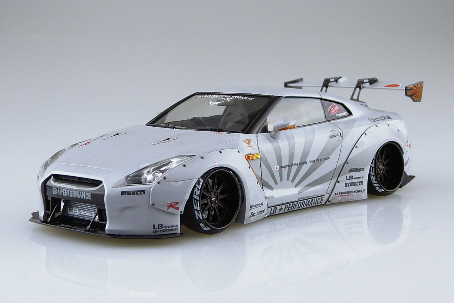 05403 Nissan GT-R LB Works Ver.2 Aoshima