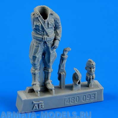 480093AERO  Фигура German Luftwaffe Pilot WWII 1/48 AEROBONUS