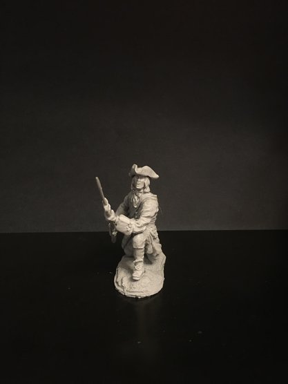 101ТБ ВИМ, пеший фузилер стоящий на одном колене готовящийся отбить атаку Три Богатыря