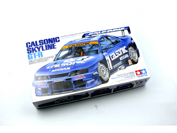 24184 Calsonic Skyline  GT-R (R33) Tamiya