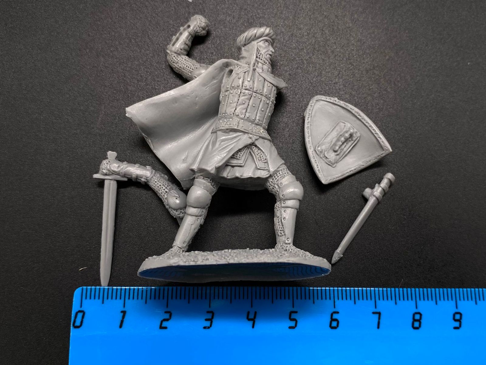 452ТБ ВИМ, пеший рыцарь бьющий мечем Три Богатыря