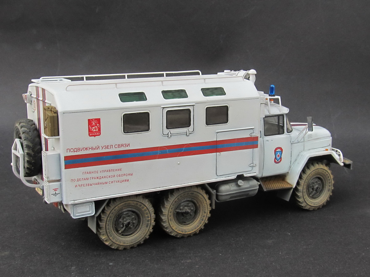ЗиЛ-131 командно штабная машина МЧС, ICM