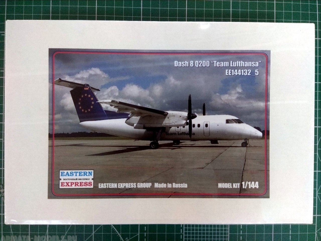 ЕЕ144132_5 Dash 8 Q200 Team Lufthansa Восточный экспресс