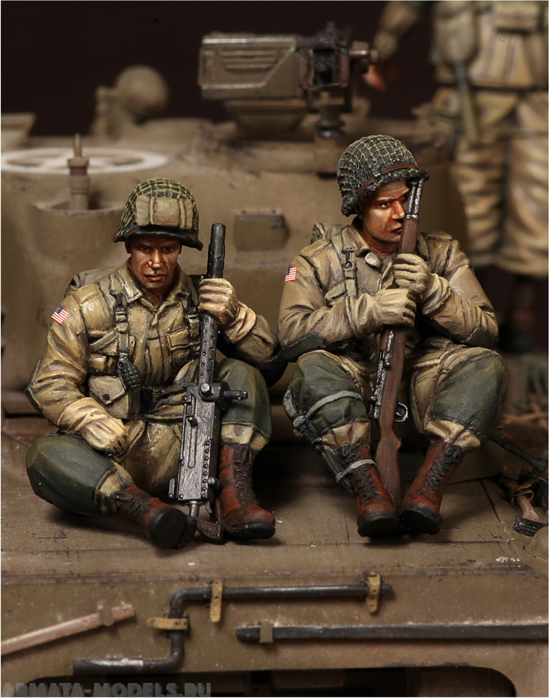 3604SOGA U.S. Army Airborne machine gunner 30 caliber team on Sherman. SOGA Miniatures