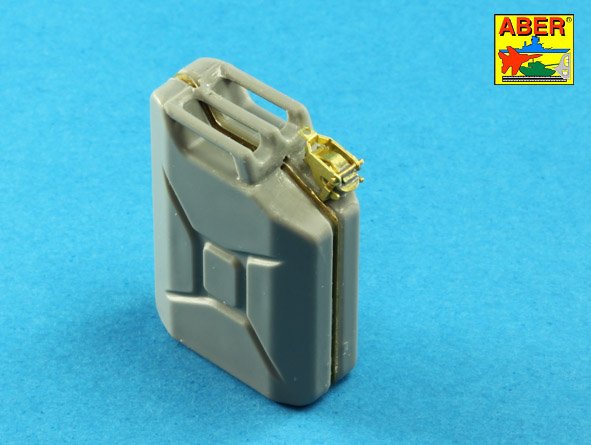 ABR-16 158A  Дополнения для  German WW II 20L Jerry Can closings & 200L fuel drum covers (choice A) универсальный набор 1/16