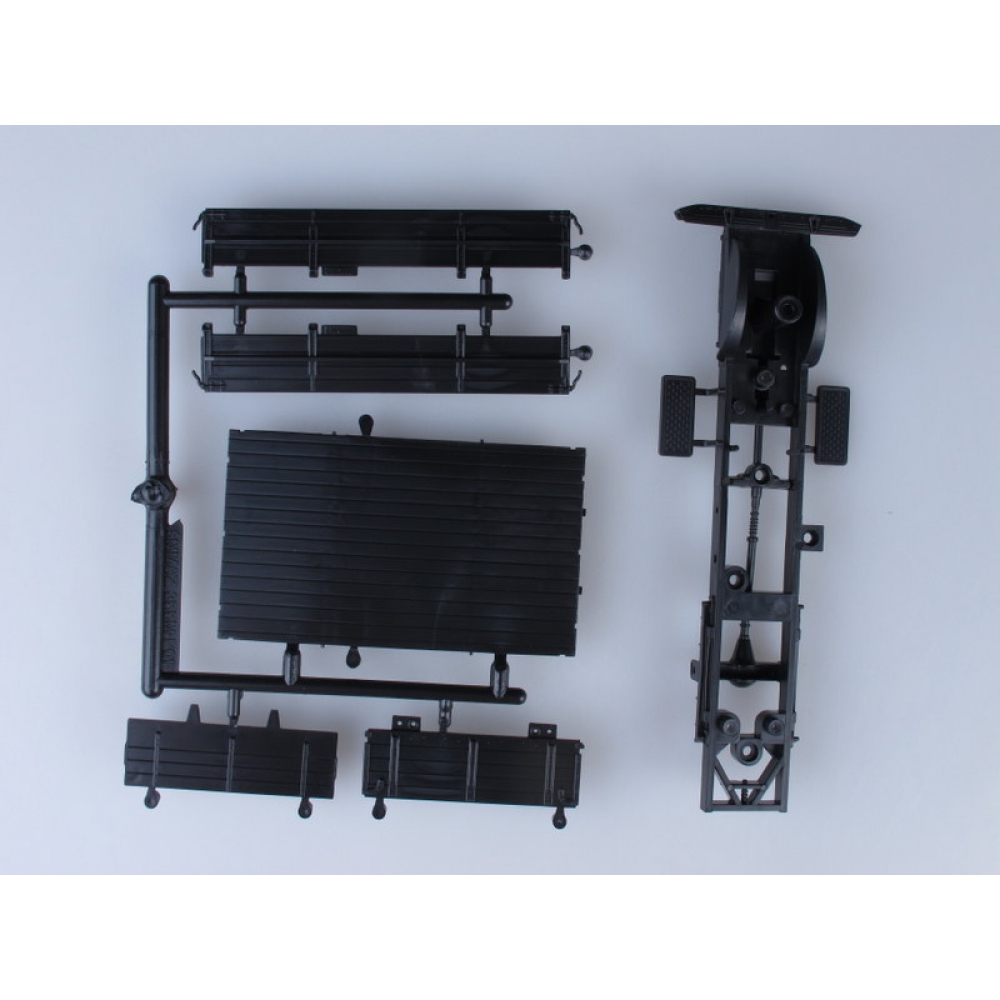 1006KIT Сборная модель УРАЛЗИС-355М бортовой Start scale models (SSM)