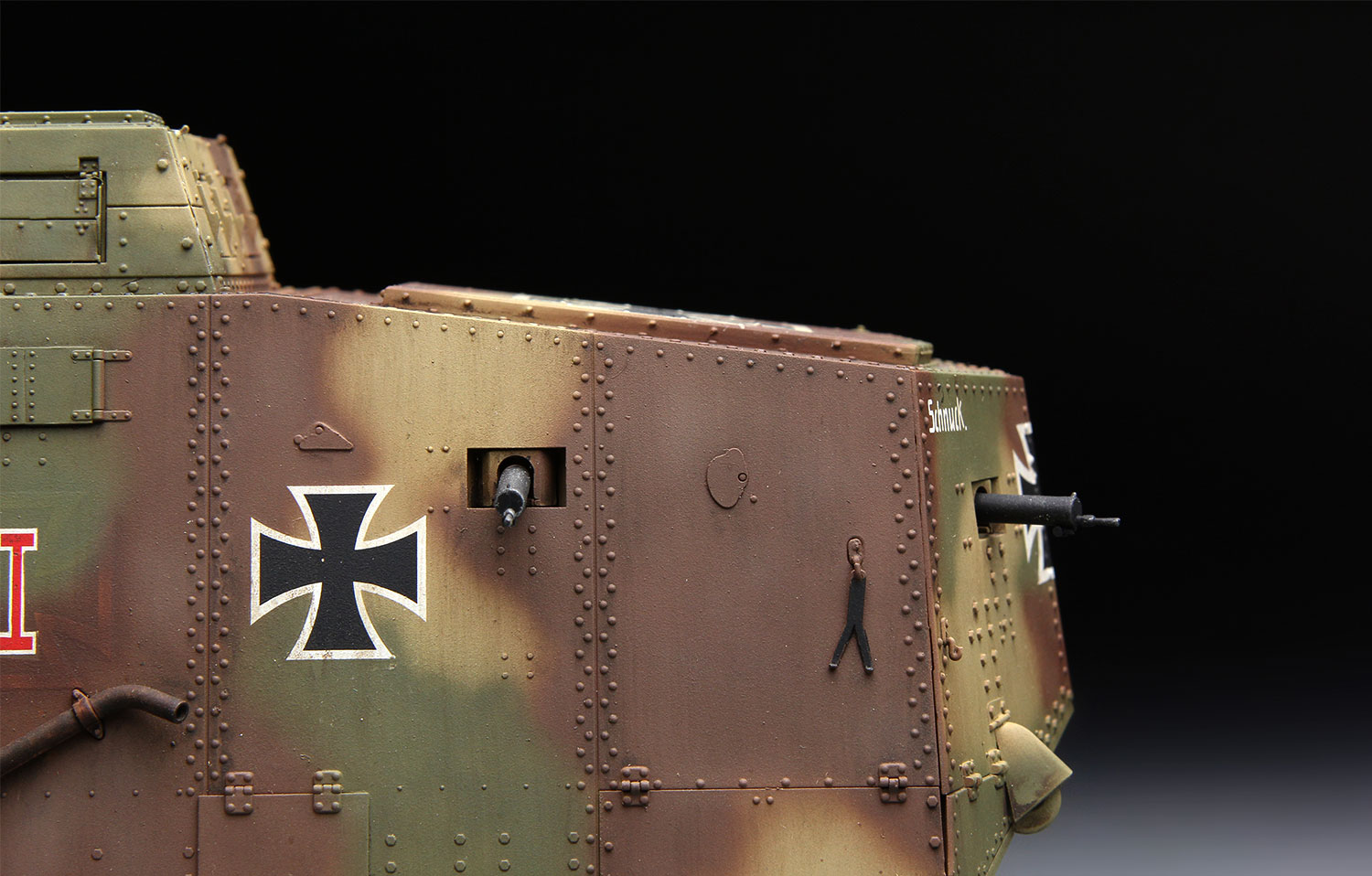 TS-017 German A7V Tank (Krupp) Meng