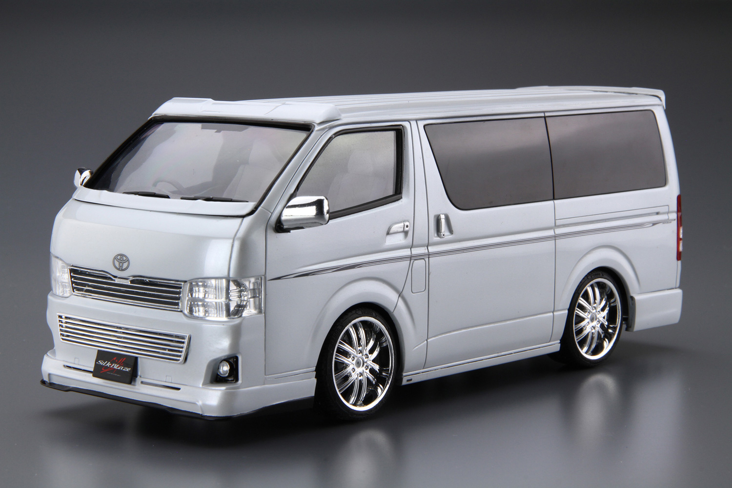 05359 Toyota HiAce Silkblaze TRH200V '10 Aoshima