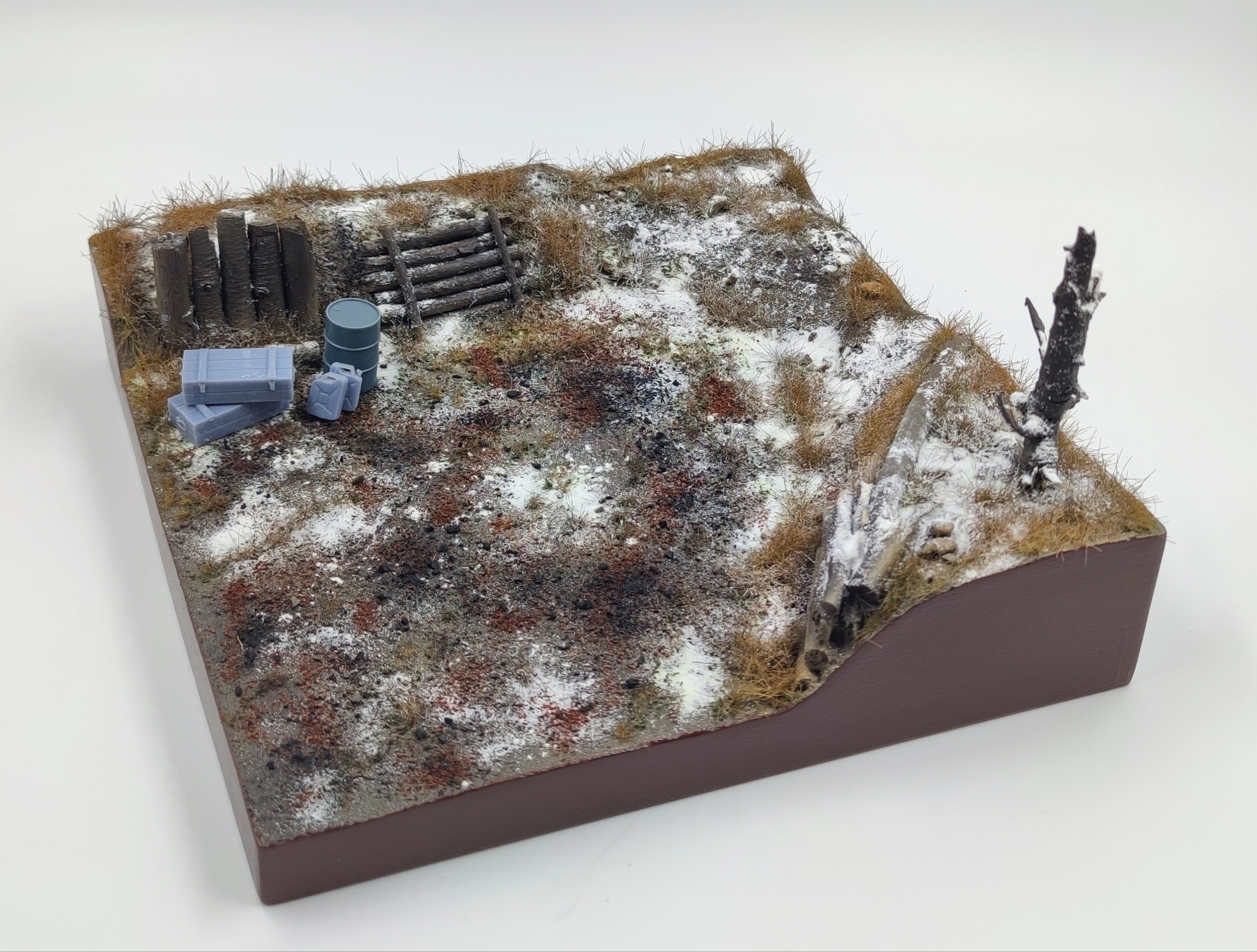 HE-35077 Подставка "первый снег на огневом рубеже"