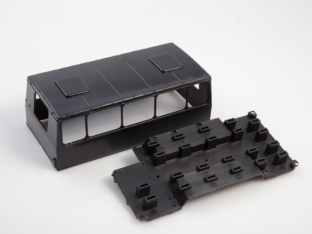 1398AVD Сборная модель Вахтовый автобус НЕФАЗ-42112 (4320) AVD Models