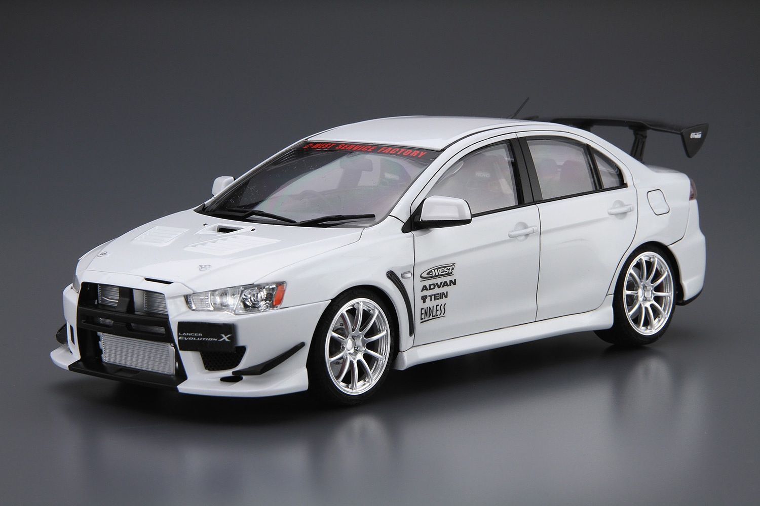 05897 Mitsubishi Lancer Evolution X C-West Aoshima