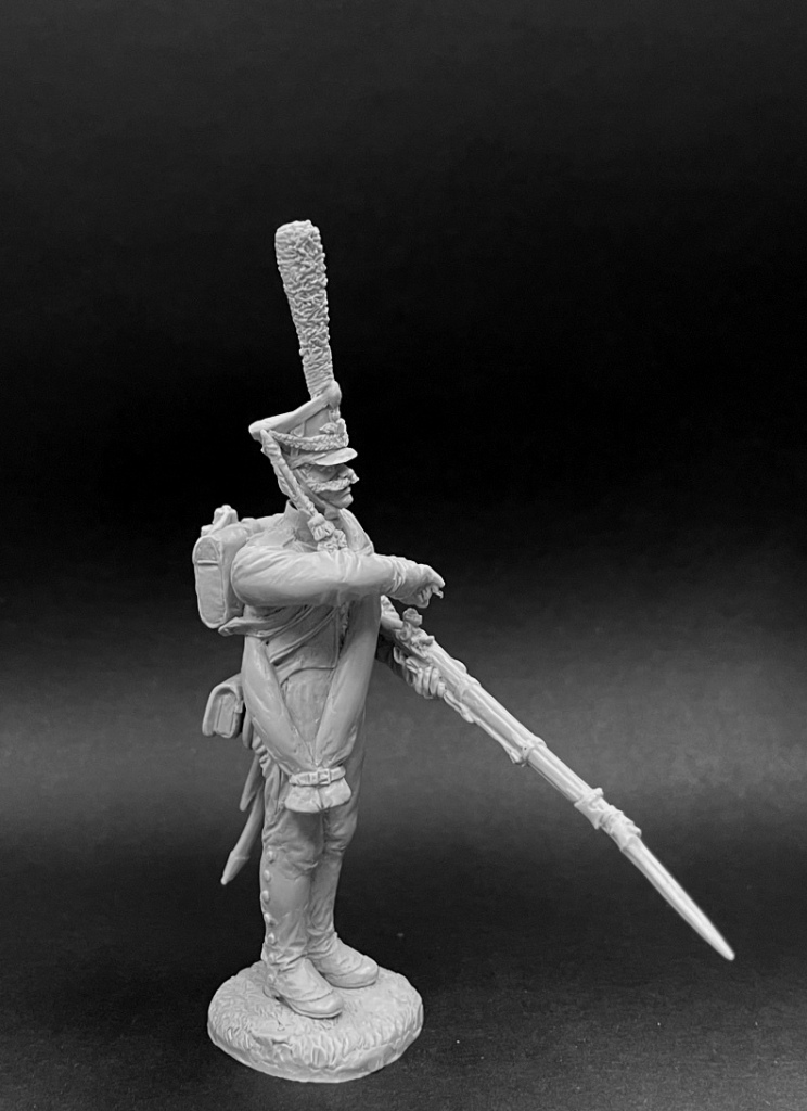 CHM-54274(M). Рядовой гренадерских полков и рот, Россия 1812-14 гг. (2 варианта голов, 2 варианта рук).  54 мм. Материал - белый металл. Chronos Miniatures