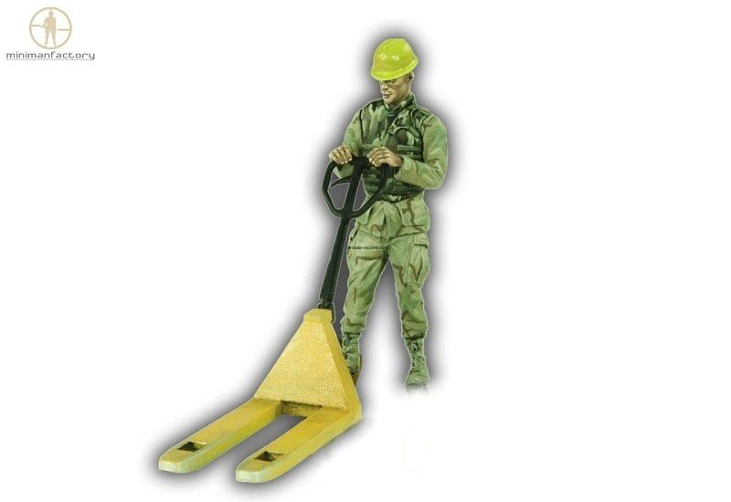 MMF-F003 Американский солдат с подъемником для поддонов