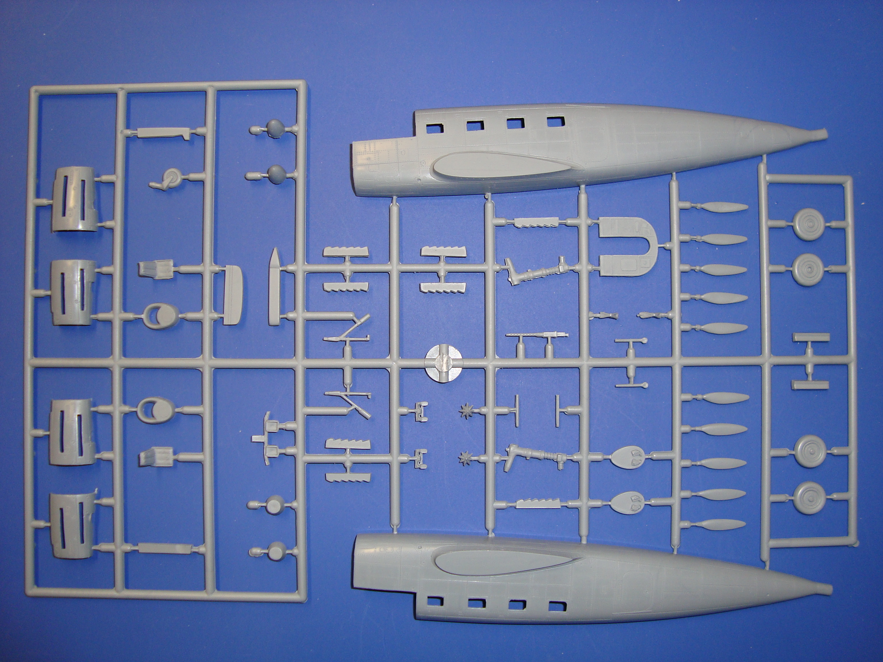 KPM0054 NC.701 Martinet KP Models