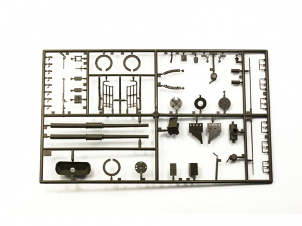 35064 Западно-германский танк LEOPARD c 105-мм пушкой и фигурой танкиста Tamiya