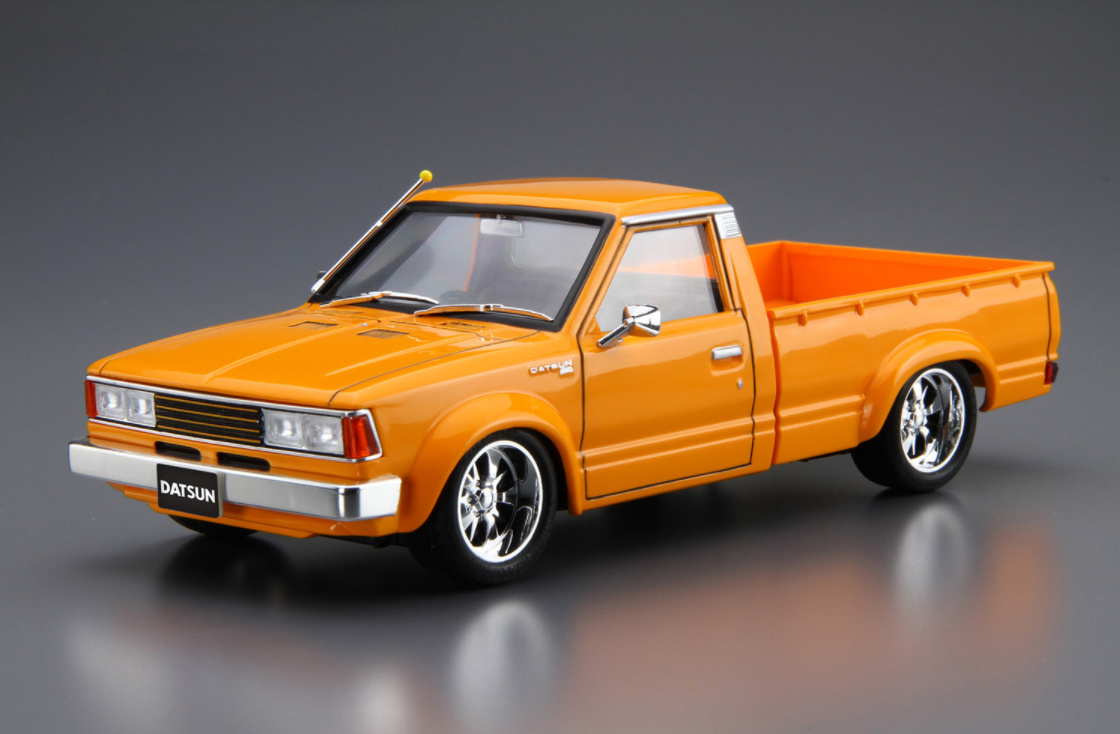 05840 Datsun Truck 720 82 Custom Aoshima