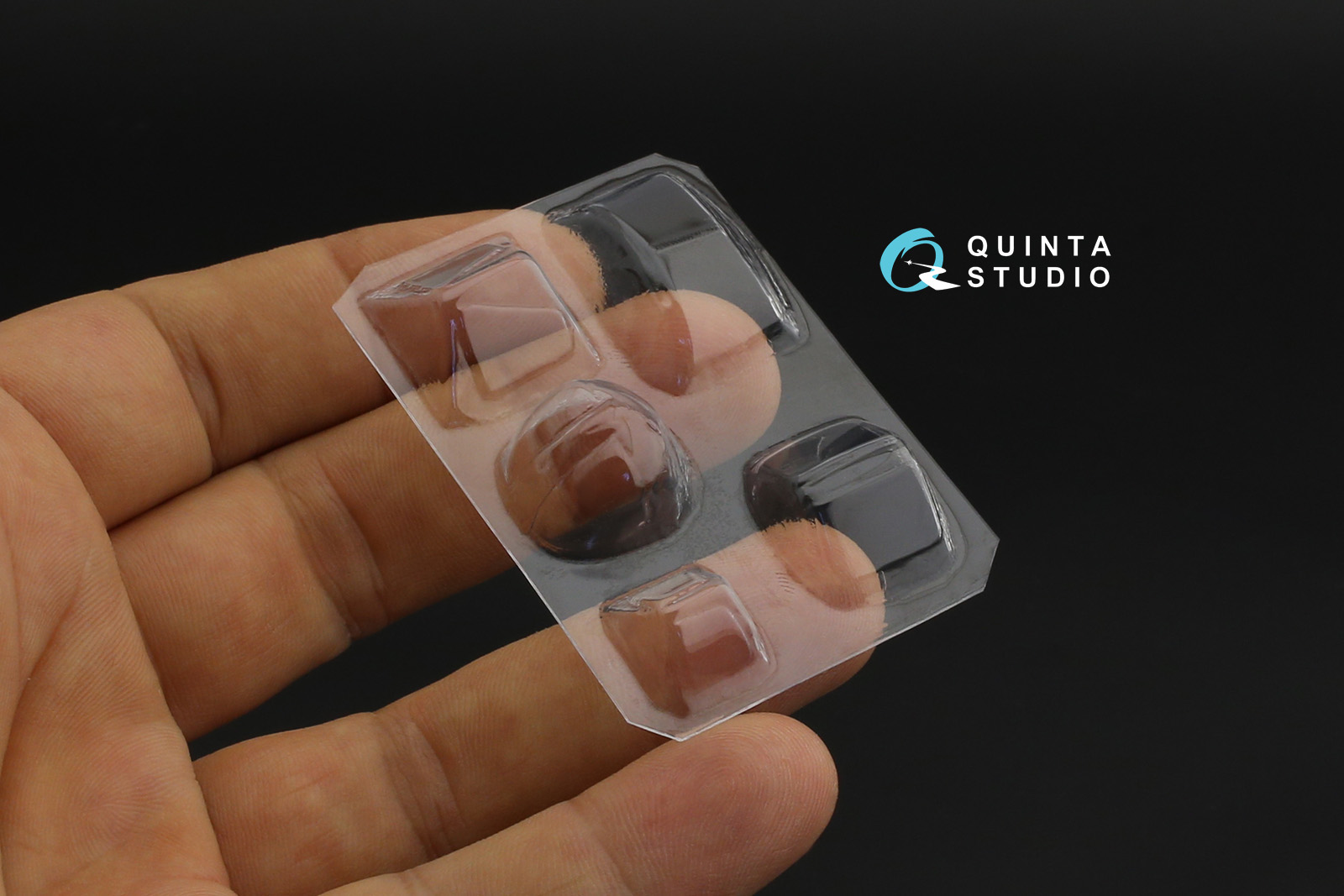 QC72046 Набор остекления для модели Uh-1 (Italeri)