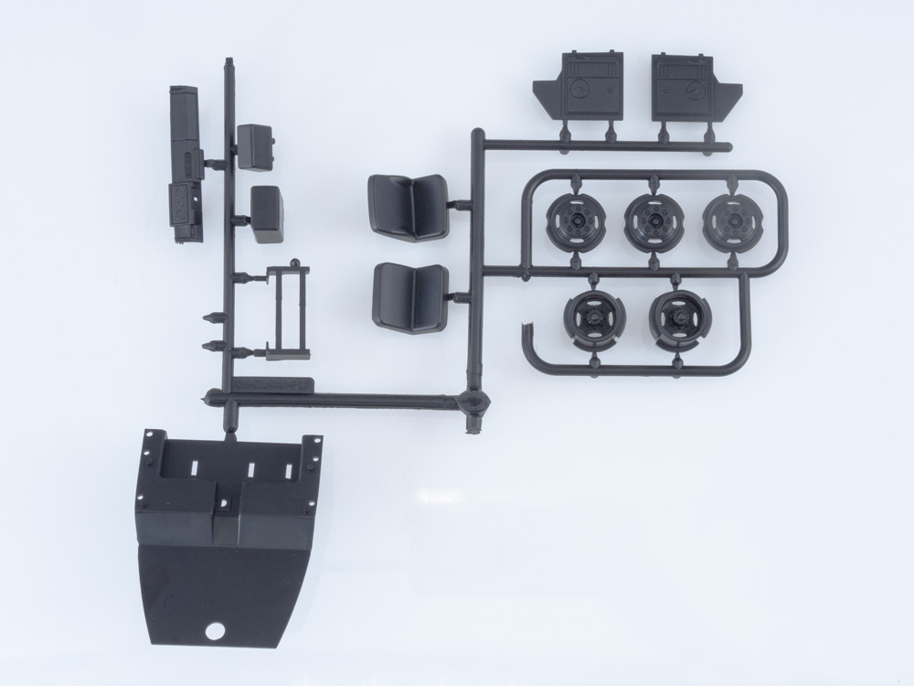 1260KIT Сборная модель ЗИЛ-4333 бортовой AVD Models