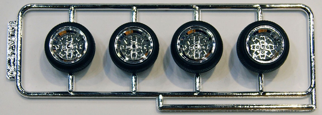 05256 Yayoi 14 inch Aoshima