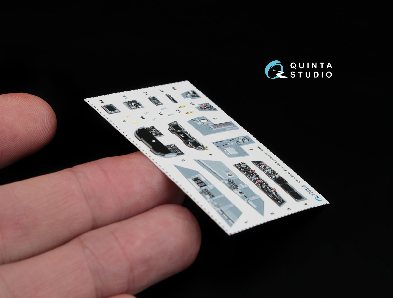 QD48042 1:48 3D Декаль интерьера кабины  F/A-18A (для модели Kinetic)