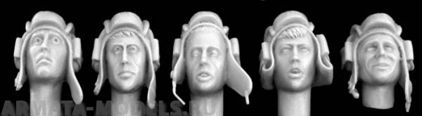 HRH05 5 different heads with WW2 Soviet tank helmet 