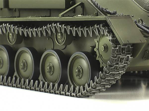 35348 Советское самоходное орудие СУ-76М, с тремя фигурами, наборные траки. Tamiya