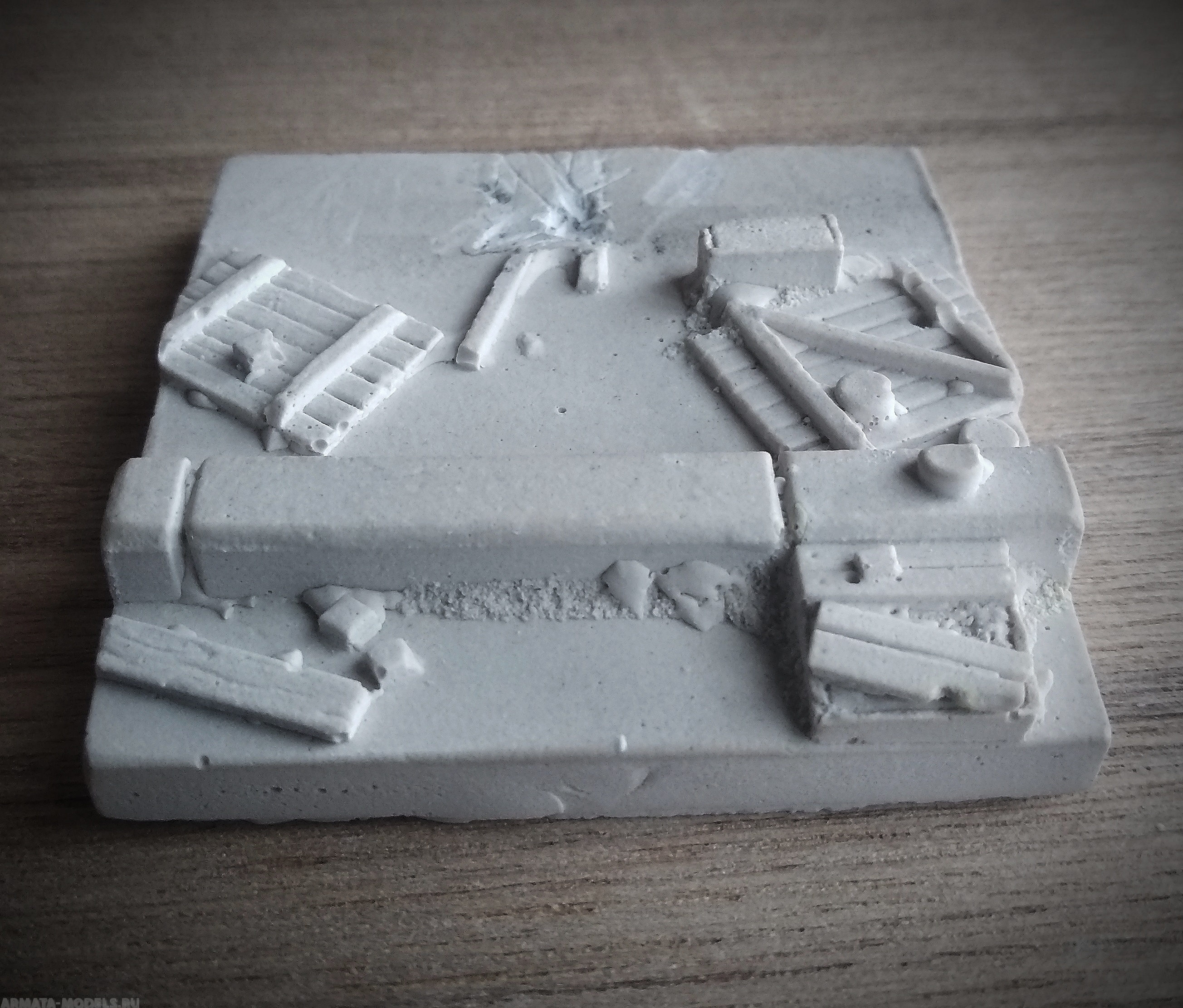 Б09AB Фрагмент городской дороги с разбитыми ящиками