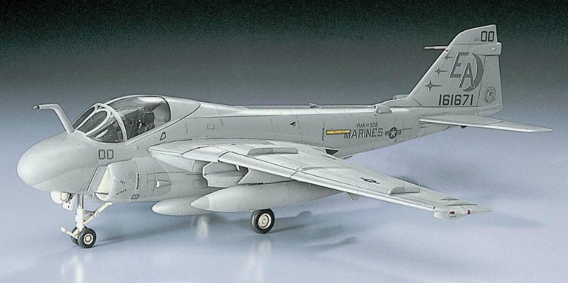 00338  Самолет A-6E INTRUDER Hasegawa