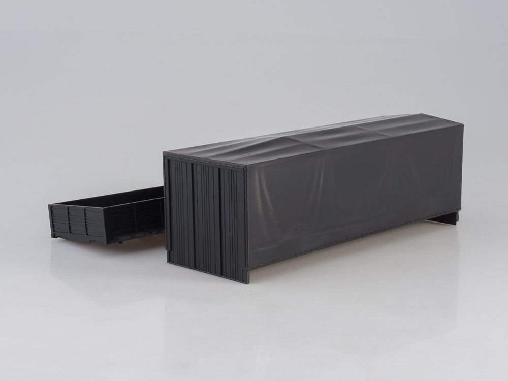 1170KIT Сборная модель МАЗ-6303 бортовой с тентом AVD Models