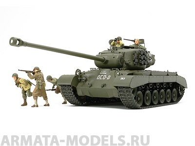 35319 Американский танк T26E4 Super Pershing с пятью фигурами (2 танкиста и 3 пехотинца) Tamiya