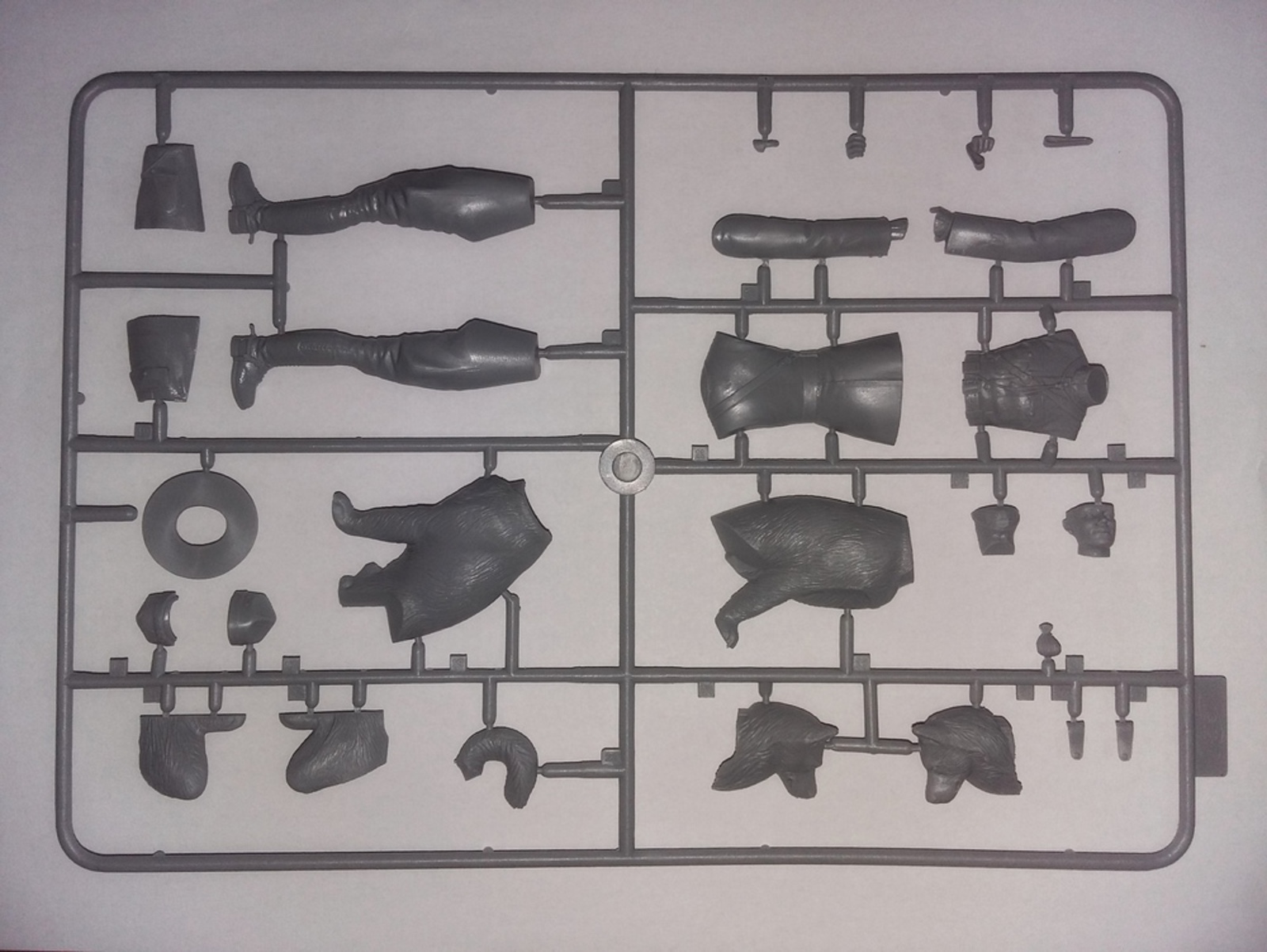 16008 Фигура, Офицер Королевской Канадской Конной Полиции с собакой ICM