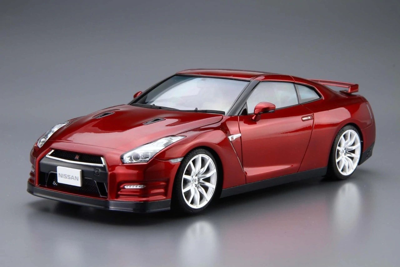 05154 Nissan GT-R R35 Pure Edition '14 Aoshima