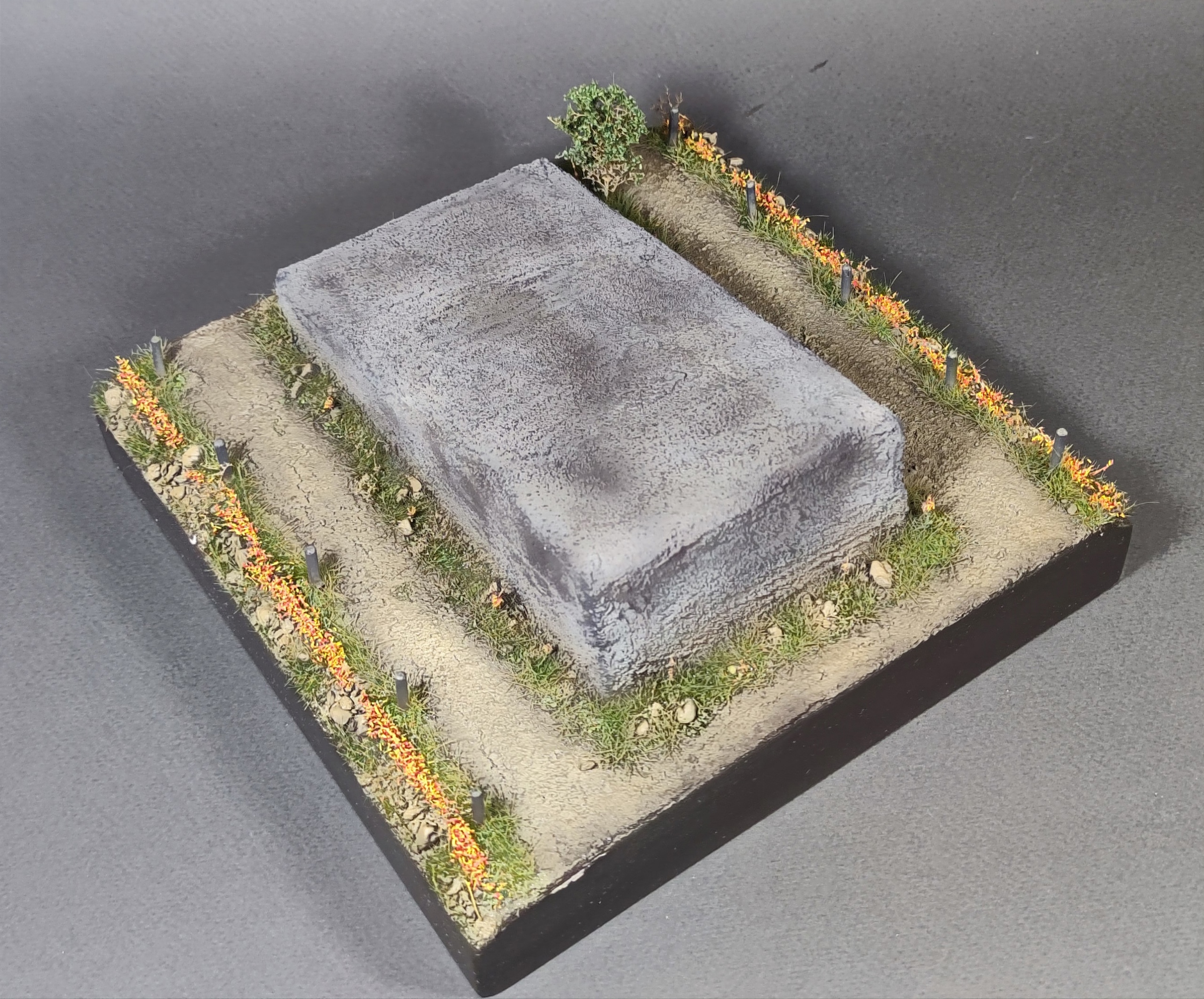 НЕ-35047 Подставка Стз-5 Катюша "Памятник" Размер 20*20 Фигурки в комплект не входят, отдельный набор