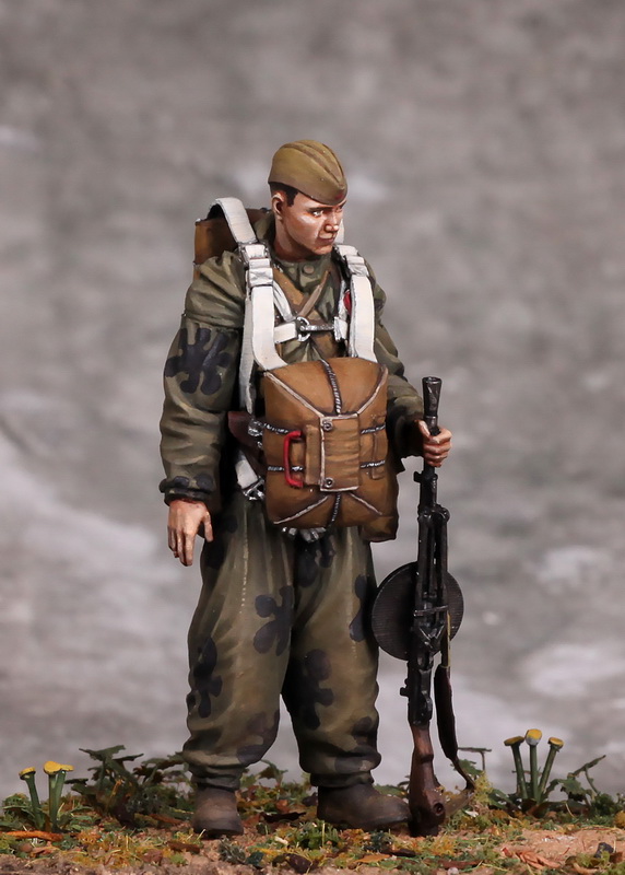 3106SOGA Ручной пулемётчик парашютист (первый номер) РККА. 1941 г. SOGA Miniatures