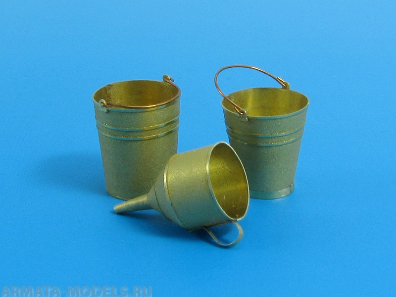 E-001 Дополнения для моделей Set contains following elements in 1/35 scale: 13 photo-etched parts to make two buckets and funnel.