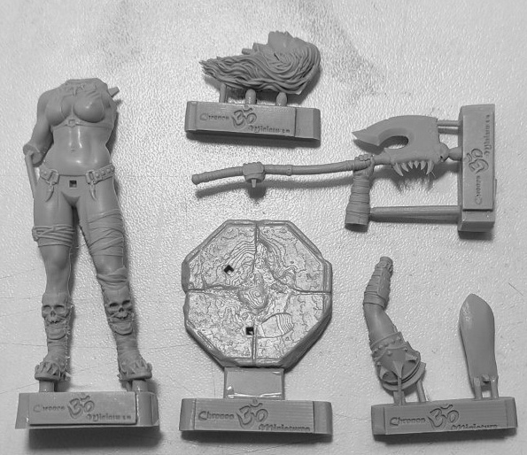 CHM-54285. Миры Фэнтези: Орчиха. 54 мм. Материал - смола. Chronos Miniatures