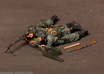 3526SOGA German machine gunner MG 34 team.1939-42
