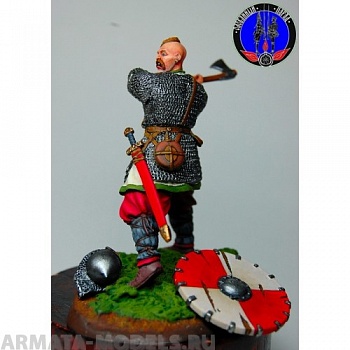 ОП.60.001 Фигура из белого металла  Киевский князь Святослав 10 век 