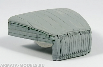 RE35-366 URAL 4320 engine deck with canvas cover