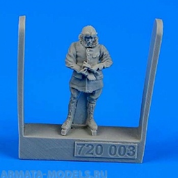 720003AERO Фигура German and Austro-Hungarian Fighter Pilot WWI (1914-1918) 1/72