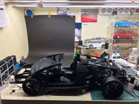 HK104 Lamborghini Aventador Roadster Bianco Canopus (Полуматовый белый)